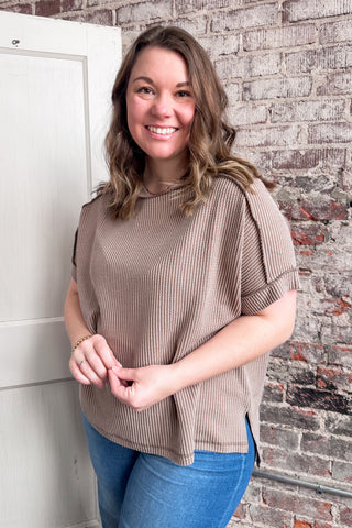 Mocha Raised Rib Cuffed Sleeve Raw Edge Top (+Curvy)