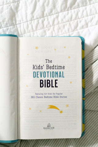 The Kids' Bedtime Devotional Bible: NLV Aqua Stars