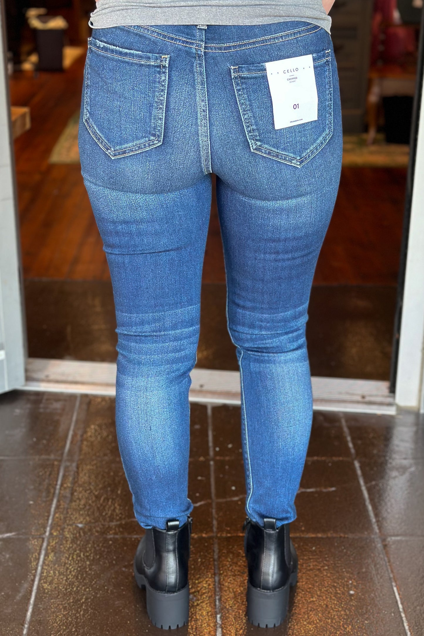 Cara Cropped Skinny Jeans