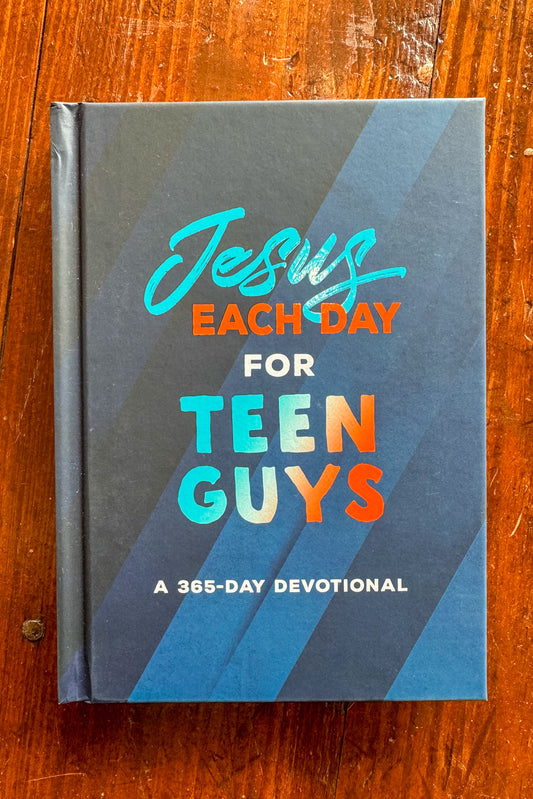 Jesus Each Day for Teen Guys Devotional