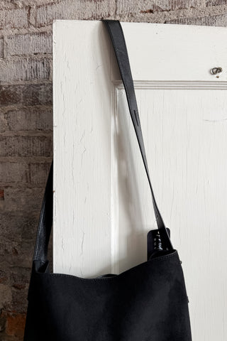 Adjustable Black Bucket Tote Bag