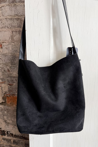 Adjustable Black Bucket Tote Bag