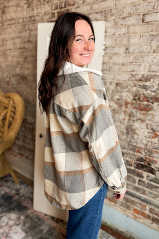 Grey Plaid Puff Collar Jacket