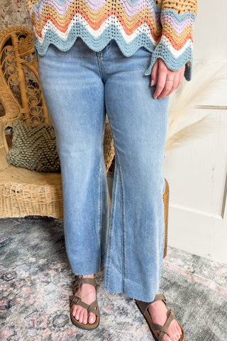 Risen Mid Rise Crop Flare Leg Seam Detailed Jeans