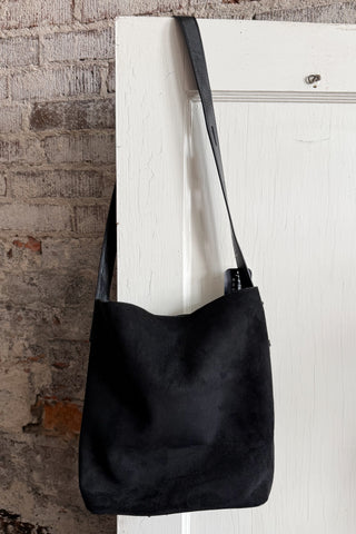Adjustable Black Bucket Tote Bag