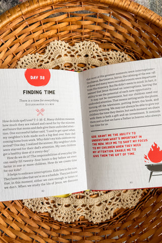 The 100-Day Devotional for Dads
