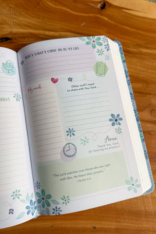 The Prayer Map Bible for Girls NLV- Sky Blue Shimmer