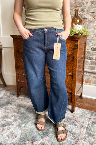 Risen Dark Crop Barrel Textured Jeans